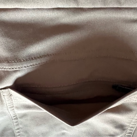 Lululemon ABC Pant Classic Short Inseam | 30 - Picture 6 of 8